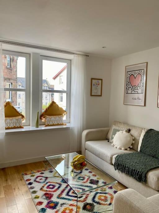 3-Bedroom Flat In The City Centre Next To The River Ness Inverness Eksteriør bilde