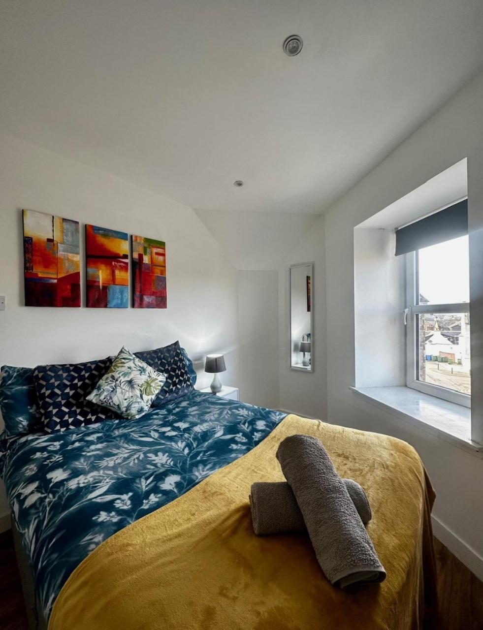 3-Bedroom Flat In The City Centre Next To The River Ness Inverness Eksteriør bilde